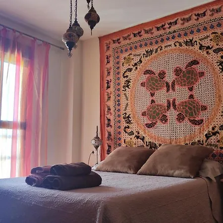 Apartamento Parking Gratis, Centrico, Tranquilo Y Todo A Mano *
